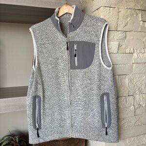 NWOT - Stylish, Warm Vest